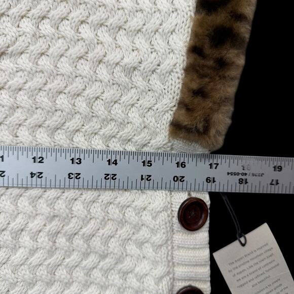 Aspen Kids Cream Knit Poncho Sweater Sz 7–8 Faux Fur Trim Button Side Turtleneck - Picture 5 of 8